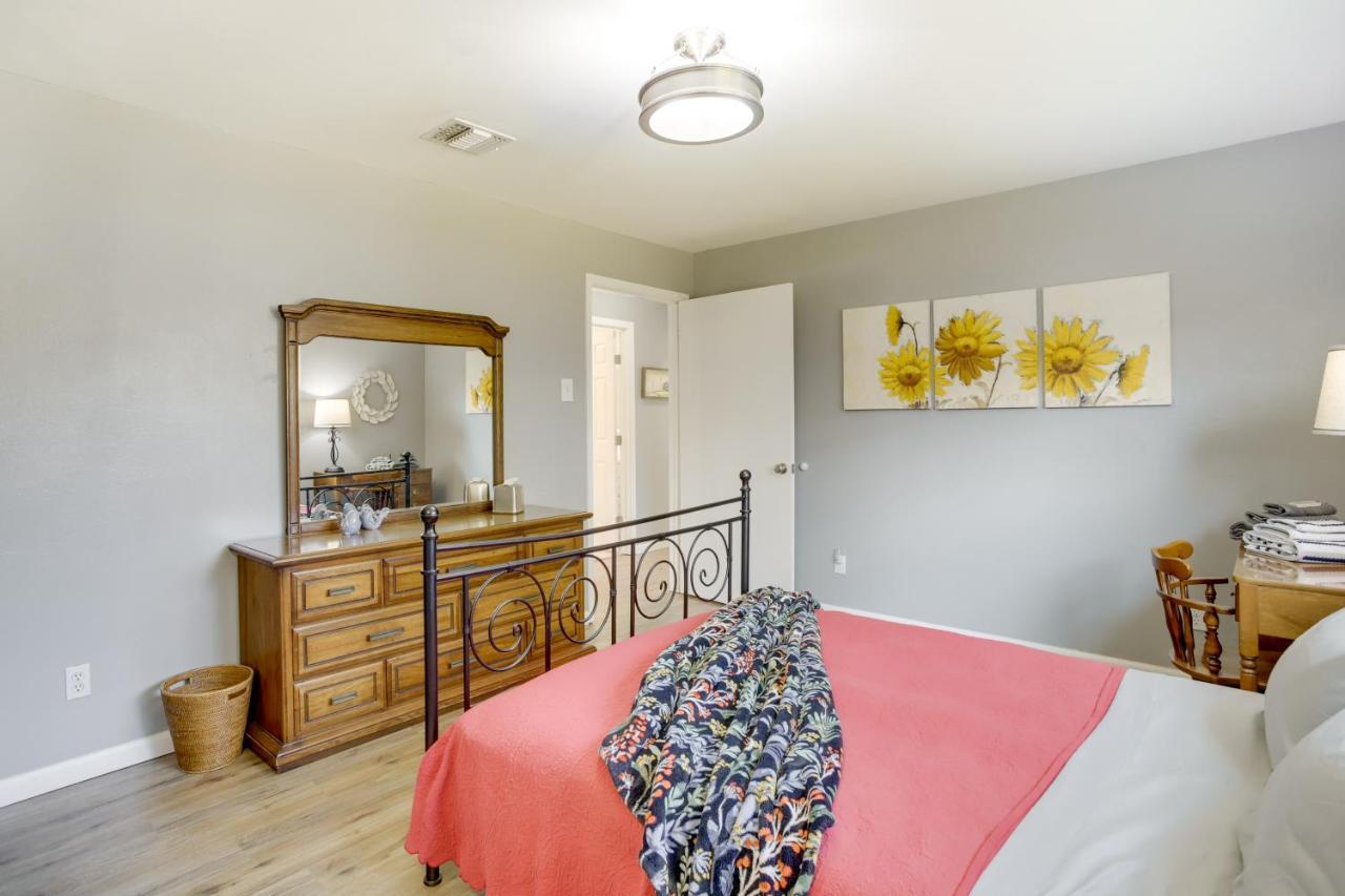 Cozy Shenandoah Home Less Than 2 Mi To The Woodlands Mall! Ngoại thất bức ảnh